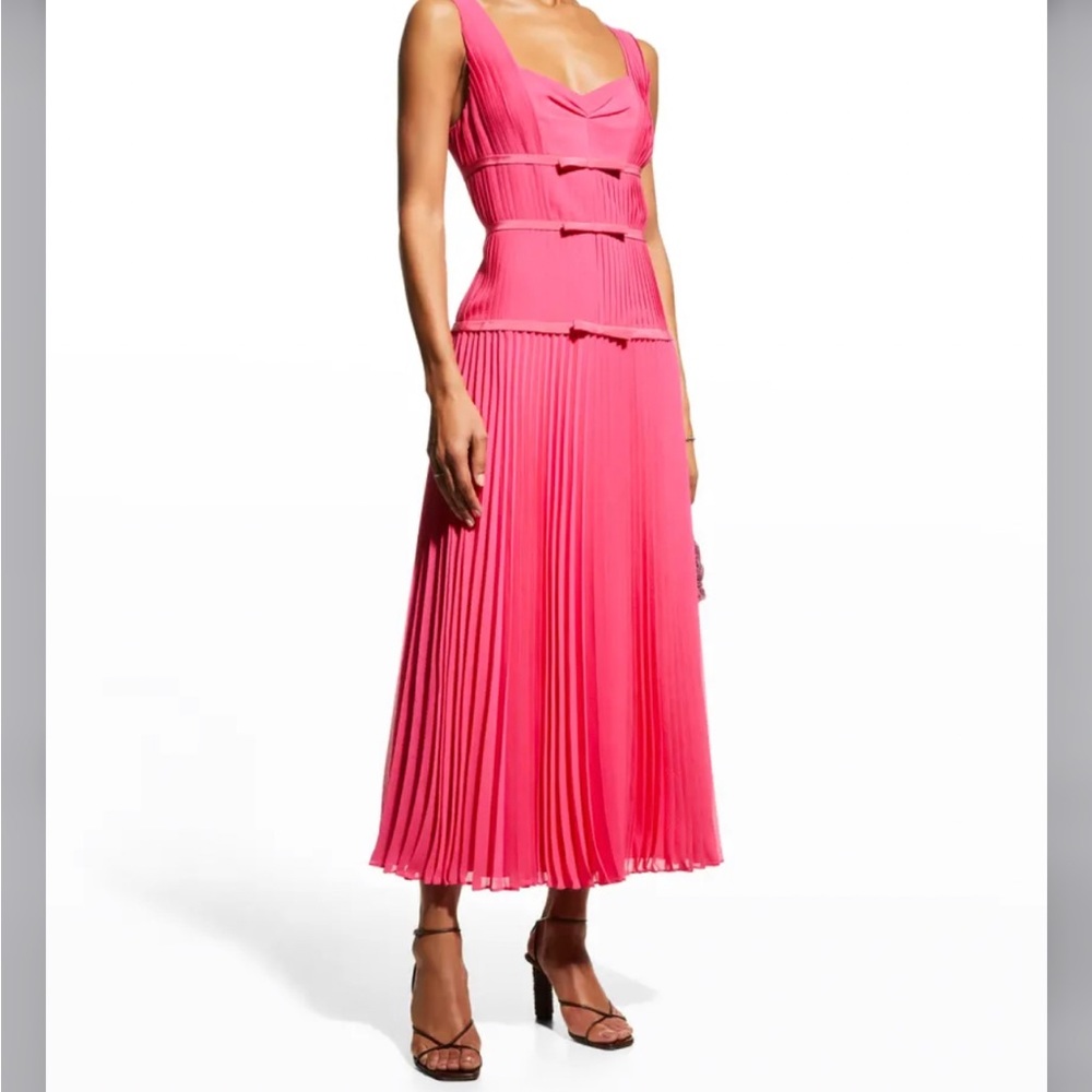 Beautiful Chiffon full pleated Azale color Jason Wu dress. Size 6